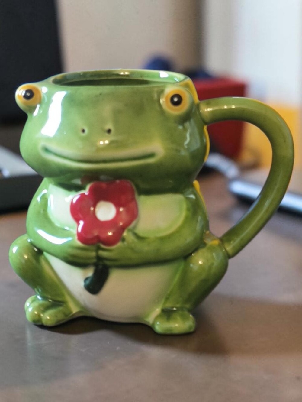 Green Hand Painted Frog and Flower Figural Ceramic Mug